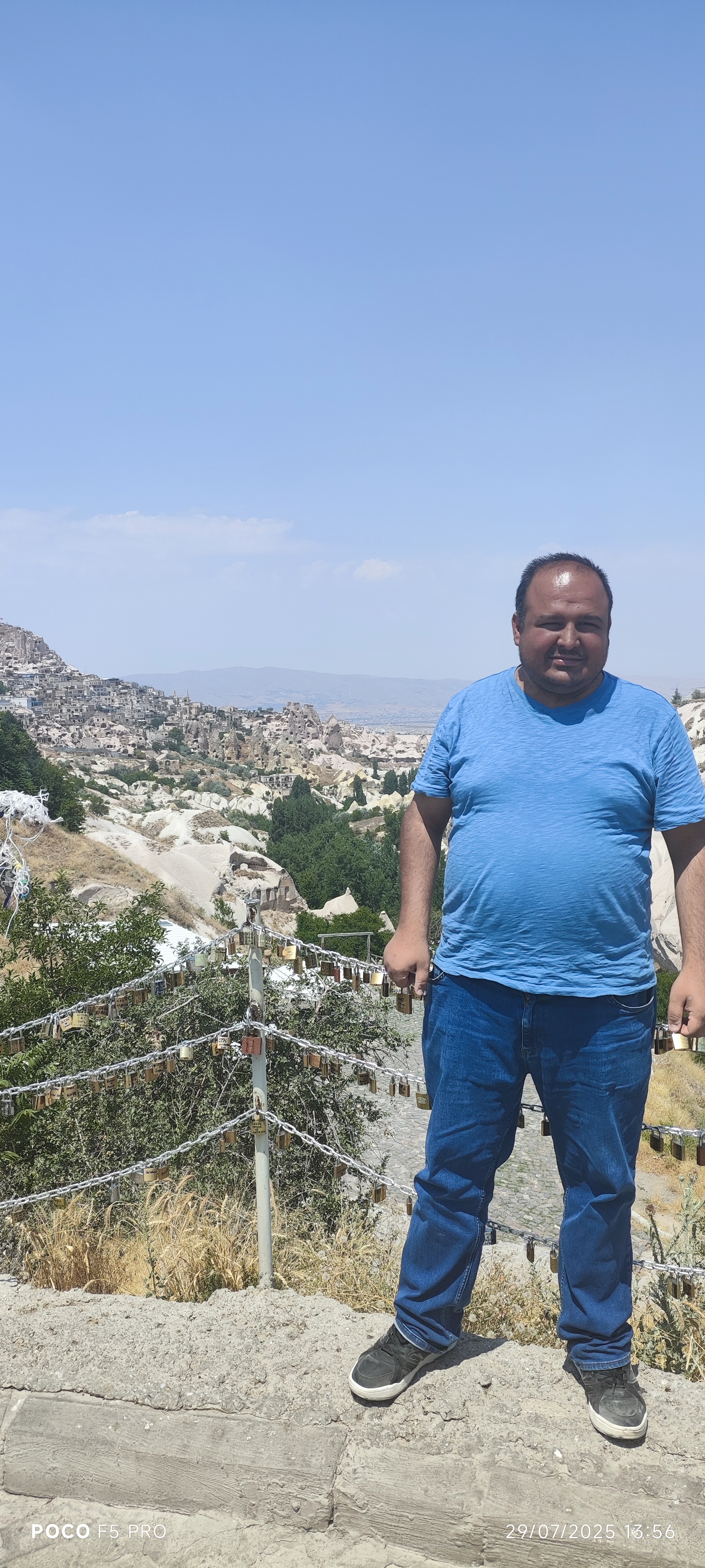 Nihat Tekib